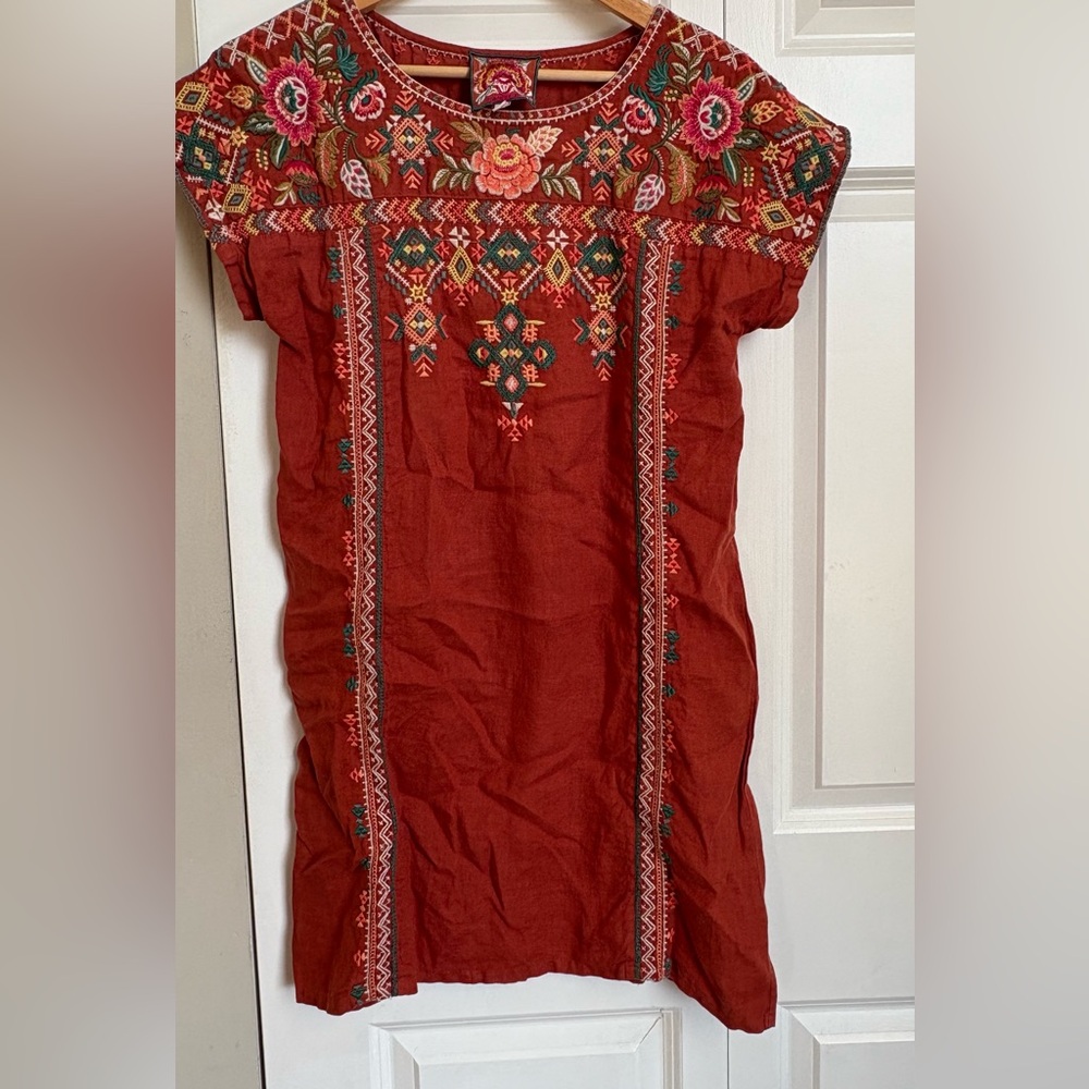 Johnny Was / Embroidered Linen Red Shift Dress / S